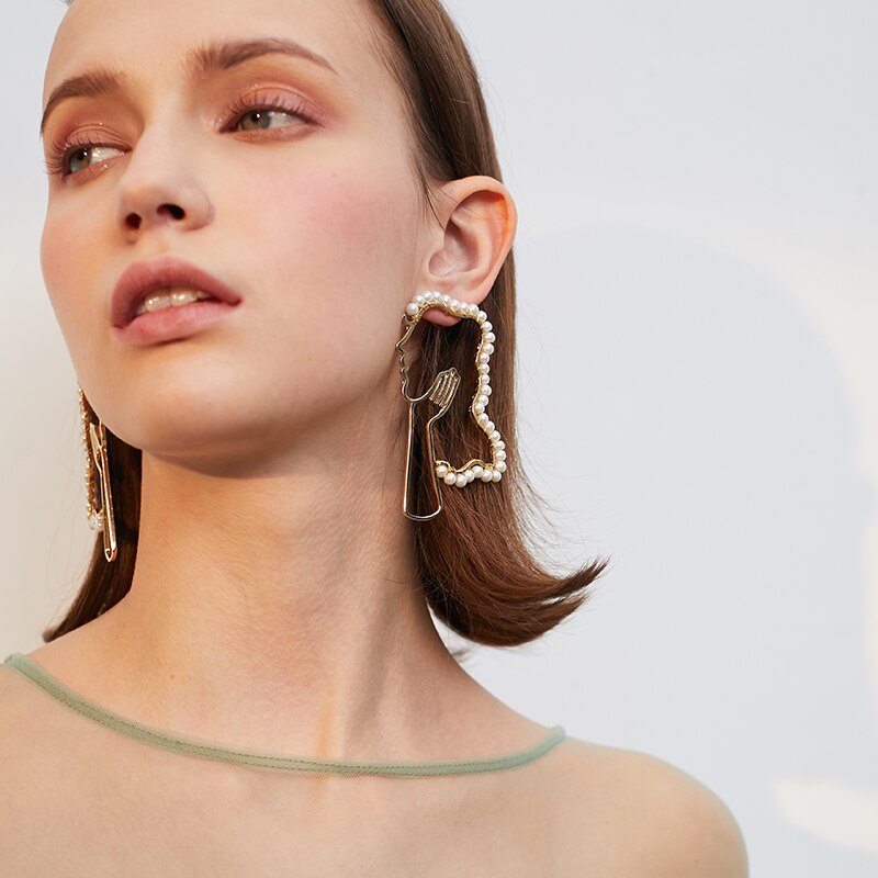 Pearl Beauty Avatar Earrings