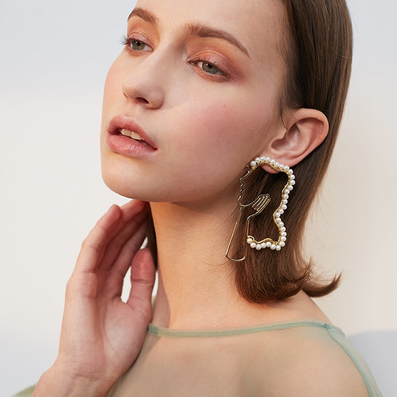 Pearl Beauty Avatar Earrings
